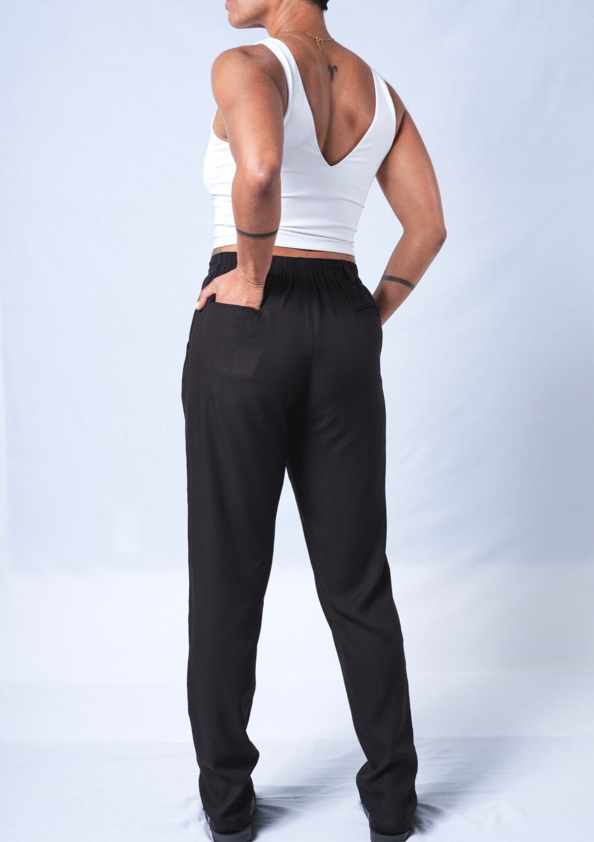 The Jogger Dress pants as crafted with hand-picked lightweight woven viscose fabric. Features deep pockets, button closure and pleats. Sizes XS-XL available.