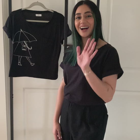Lets talk about the details of the On The Move Basic Black T-Shirt. Video detailing how the black t-shirt can be worn.